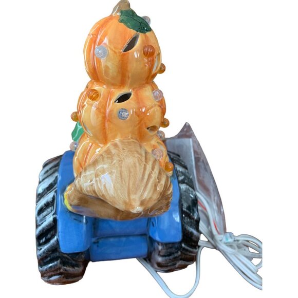 Cracker Barrel Lighted Ceramic Fall Farm Tractor Squirrel Pumpkin Accent New - Picture 4 of 5